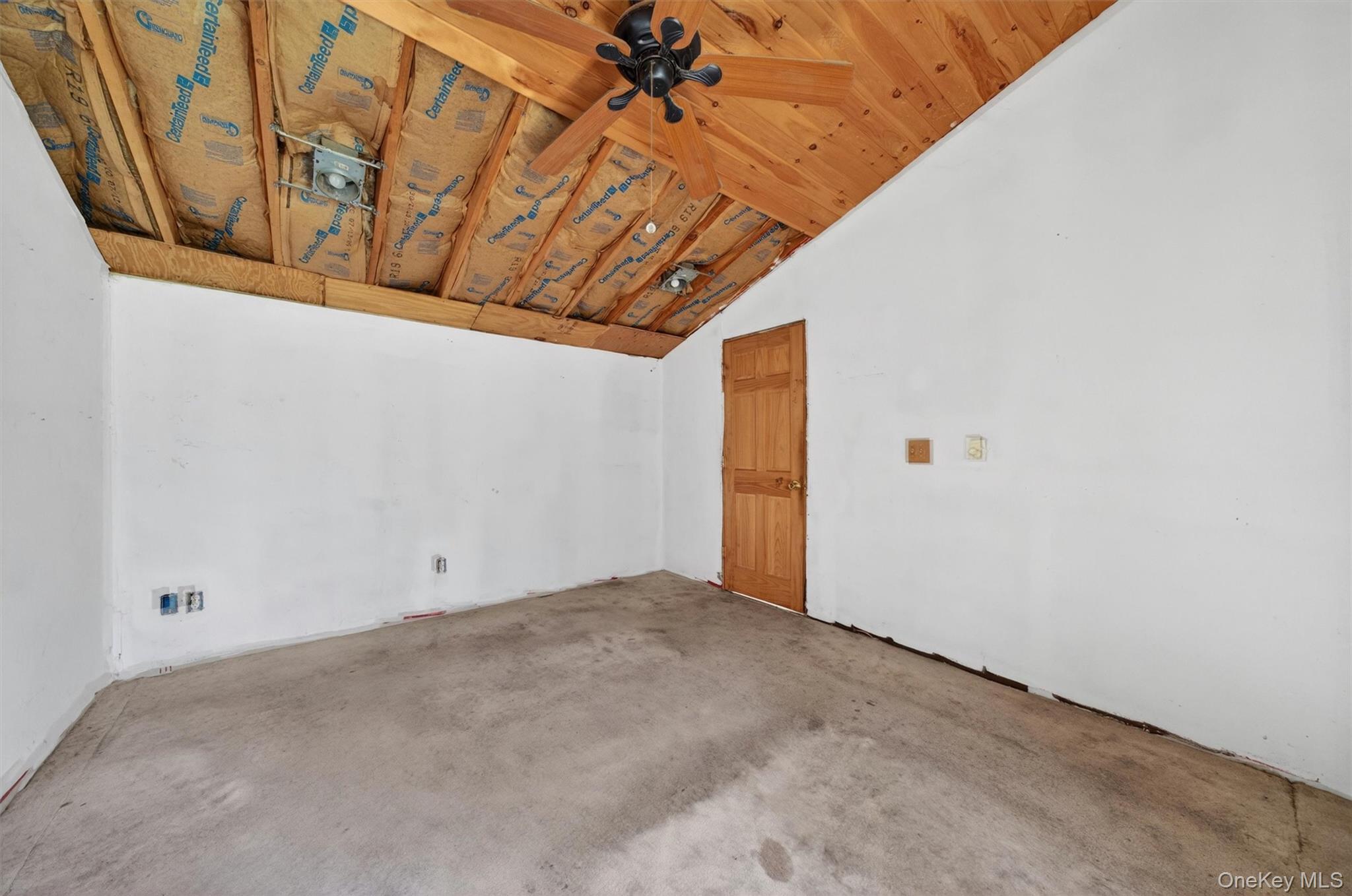 360 Buttermilk Falls Road Warwick, NY 10990 - Photo 22 of 30 a view of an empty room