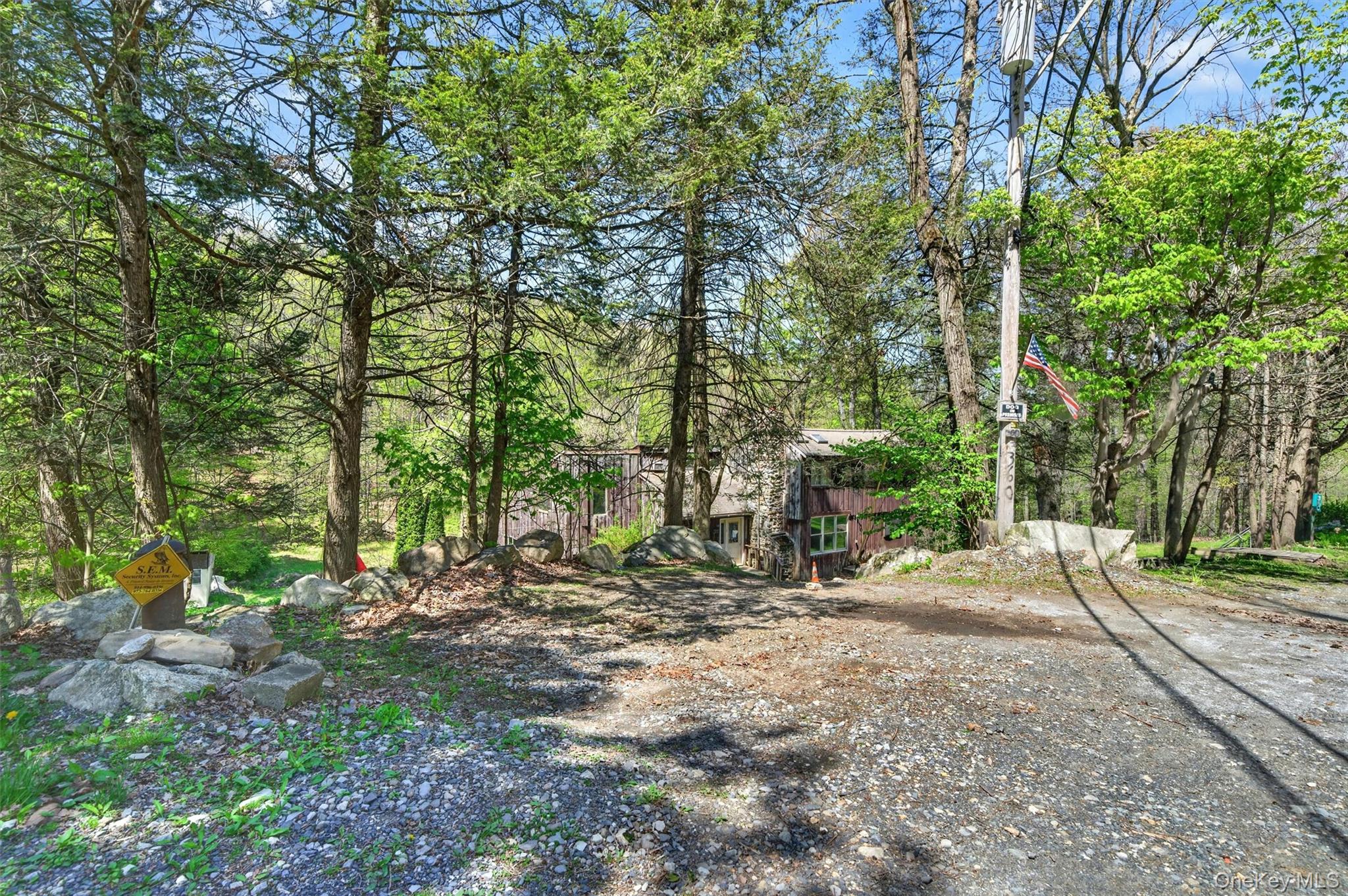 360 Buttermilk Falls Road Warwick, NY 10990 - Photo 28 of 30 a view of a park with large trees