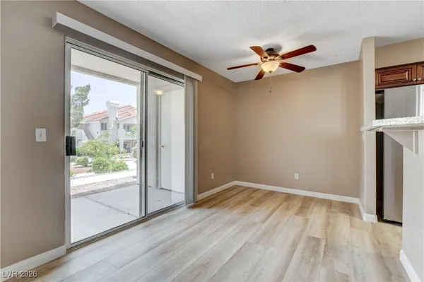 $1,600 | 760 Hunters Creek Lane, Unit 104, Las Vegas, NV 89145