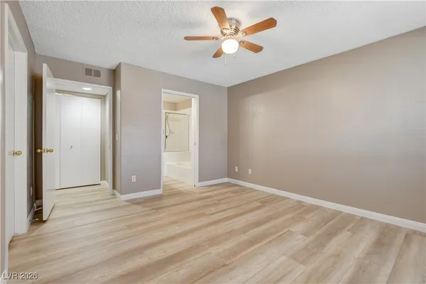 $1,600 | 760 Hunters Creek Lane, Unit 104, Las Vegas, NV 89145
