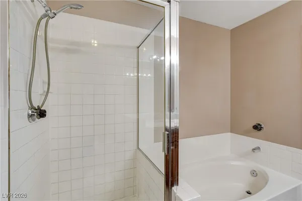 $1,600 | 760 Hunters Creek Lane, Unit 104, Las Vegas, NV 89145