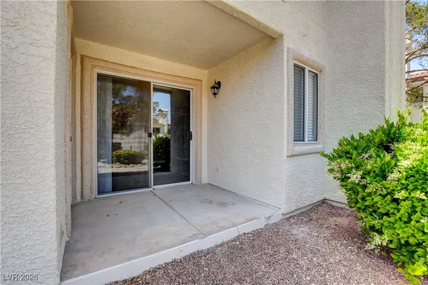 $1,600 | 760 Hunters Creek Lane, Unit 104, Las Vegas, NV 89145