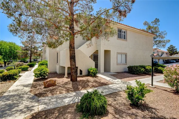 $1,600 | 760 Hunters Creek Lane, Unit 104, Las Vegas, NV 89145