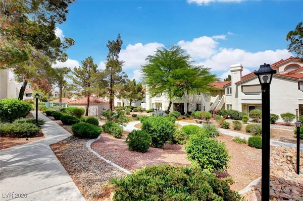 $1,600 | 760 Hunters Creek Lane, Unit 104, Las Vegas, NV 89145