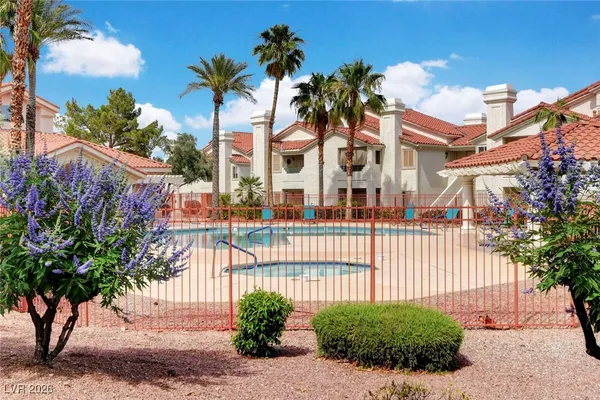 $1,600 | 760 Hunters Creek Lane, Unit 104, Las Vegas, NV 89145