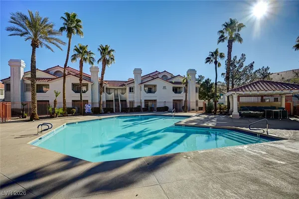 $1,600 | 760 Hunters Creek Lane, Unit 104, Las Vegas, NV 89145