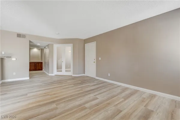 $1,600 | 760 Hunters Creek Lane, Unit 104, Las Vegas, NV 89145