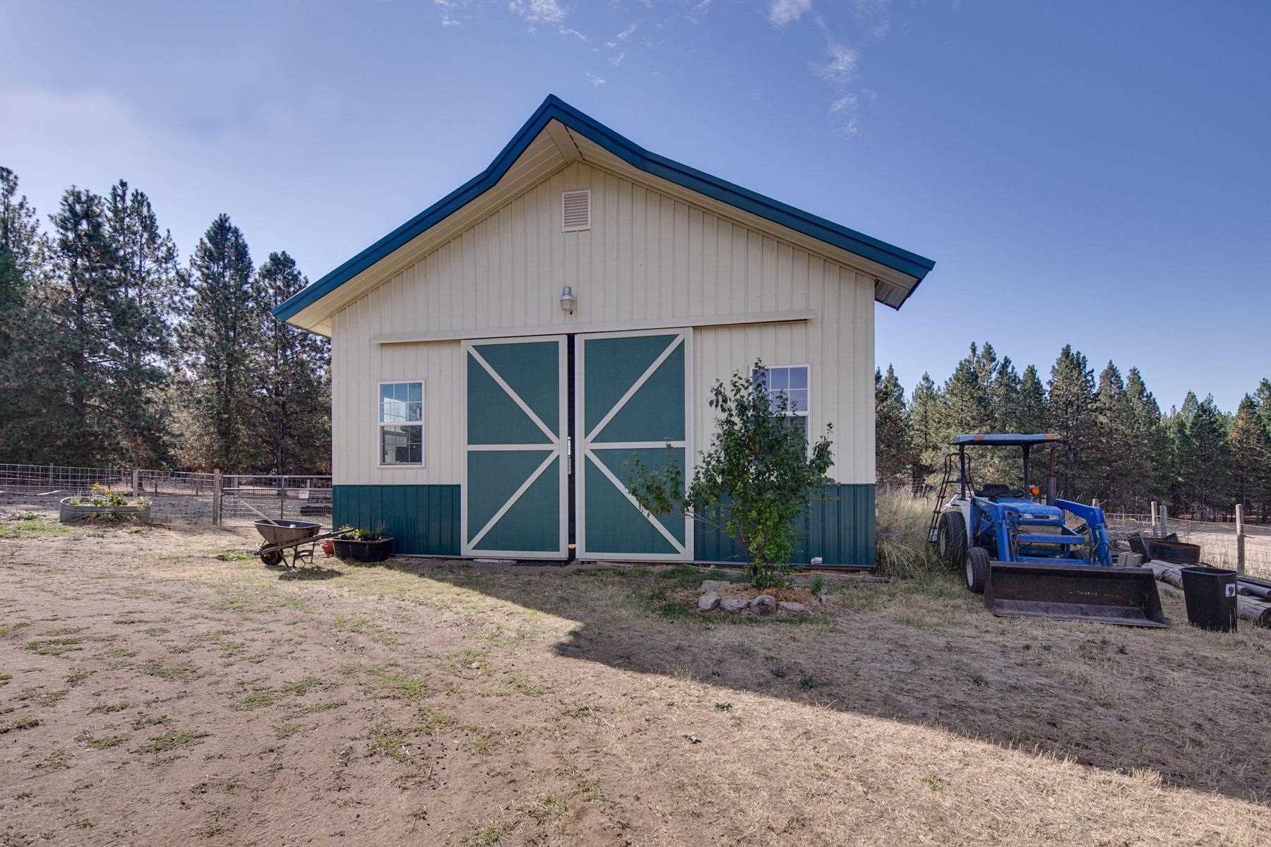 11108 East Laurel Road Elk, WA 99009 - Photo 35 of 39