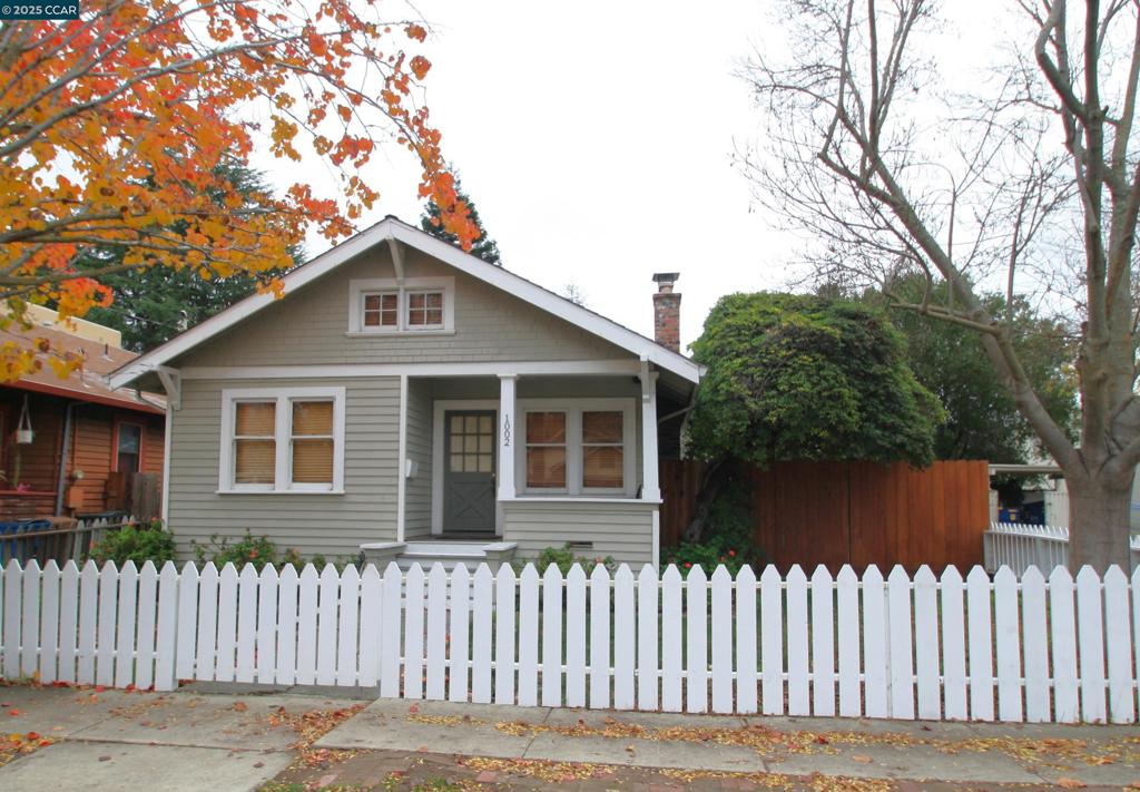 1002-1002 Warren Street Martinez, CA 94553 - Photo 3 of 26