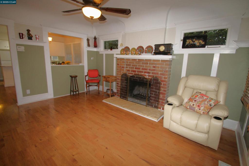 1002-1002 Warren Street Martinez, CA 94553 - Photo 6 of 26