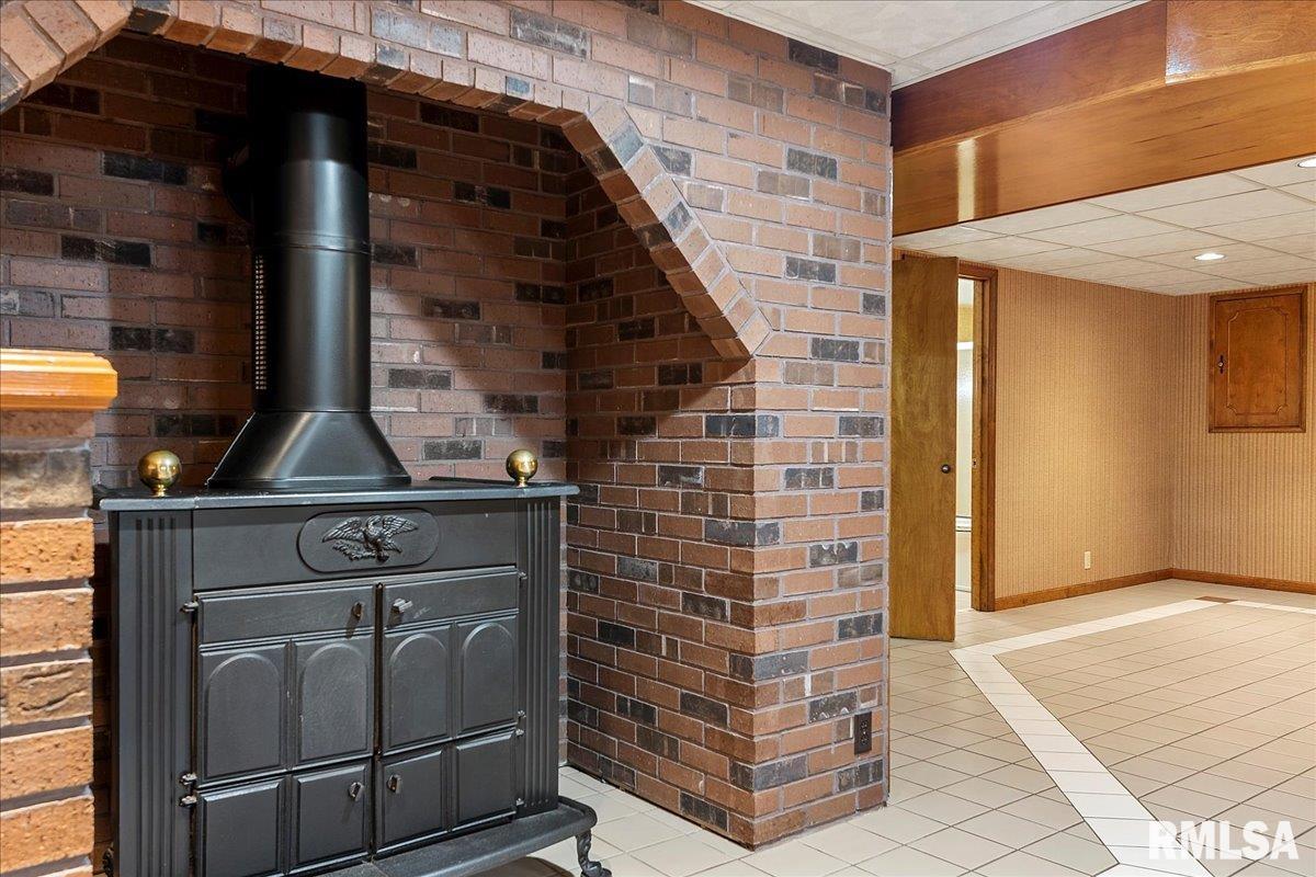2413 South Walnut Street Springfield, IL 62704 - Photo 27 of 37 Gallery Image 27
