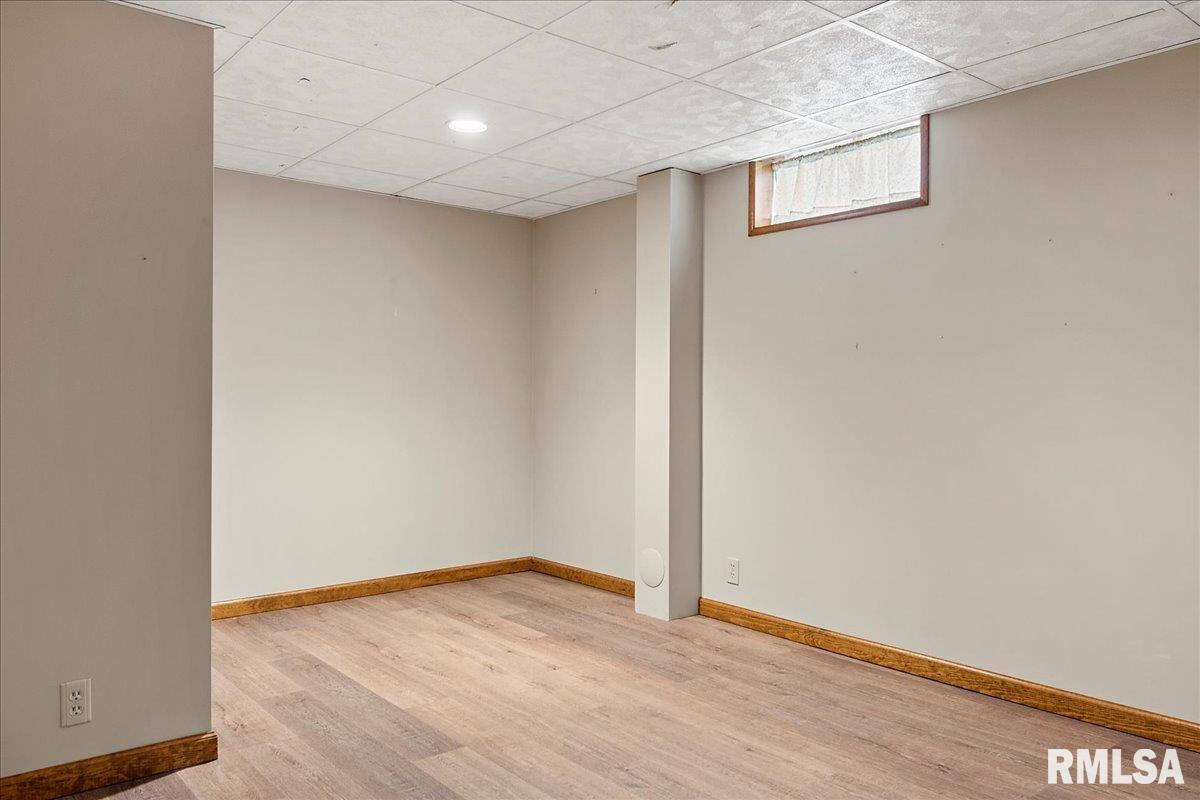 2413 South Walnut Street Springfield, IL 62704 - Photo 31 of 37 Gallery Image 31