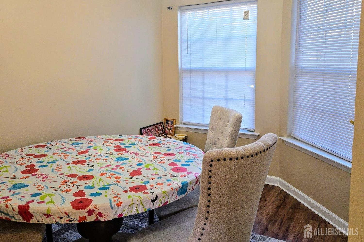 374 Draco Road Piscataway, NJ 08854 - Photo 2 of 15