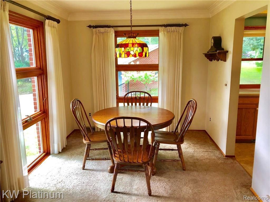 2055 Oklahoma Avenue Rochester, MI 48309 - Photo 25 of 53 fullsizeoutput_ce1.jpeg