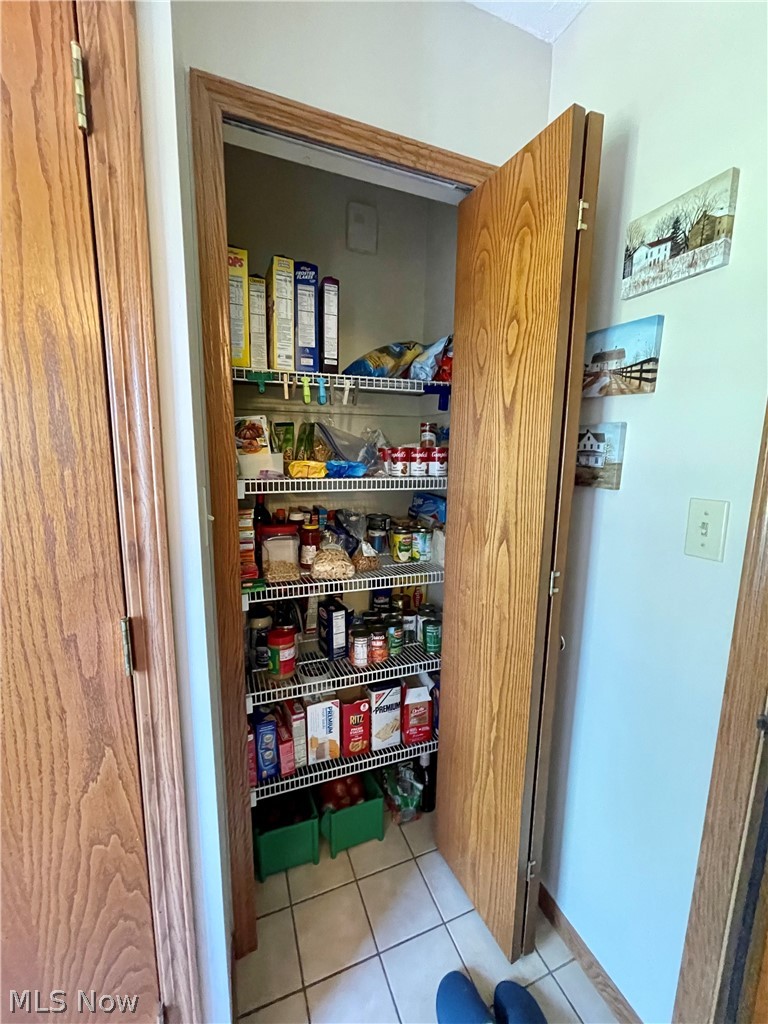 1796 Blake Road Wadsworth, OH 44281 - Photo 17 of 34
