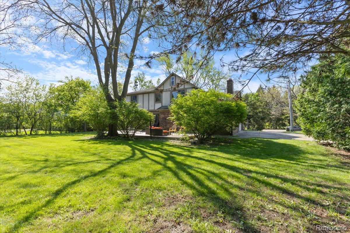4824 Quarton Road Bloomfield Hills, MI 48302 - Photo 48 of 51 07-IMG_3074.jpg