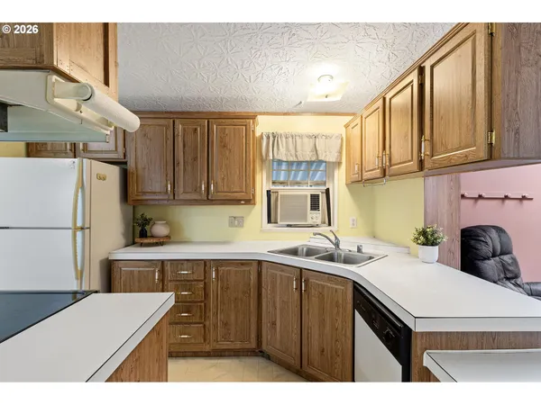 $65,000 | 375 La Casa Street, Unit 103, Eugene, OR 97402