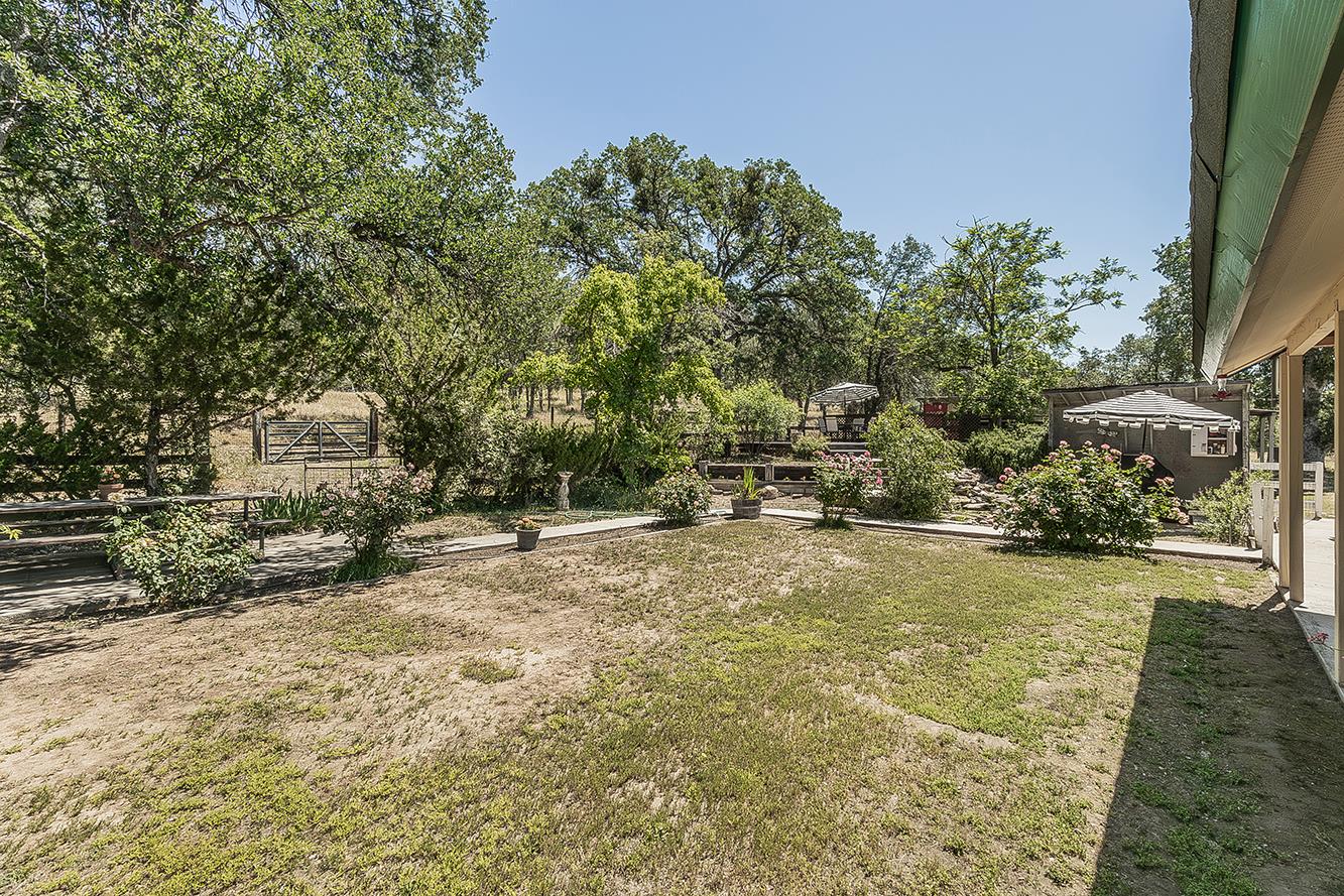 35477 Qualls Prather Road Auberry, CA 93602 - Photo 39 of 75