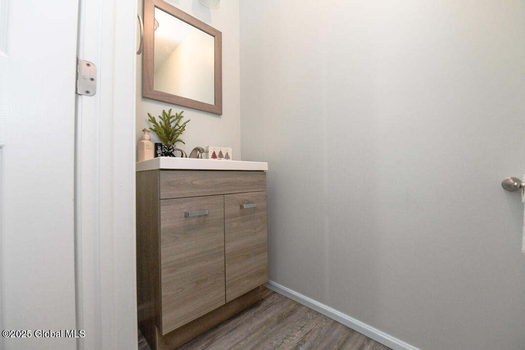3399 Carman Road Schenectady, NY 12303 - Photo 17 of 22 B Half Bath