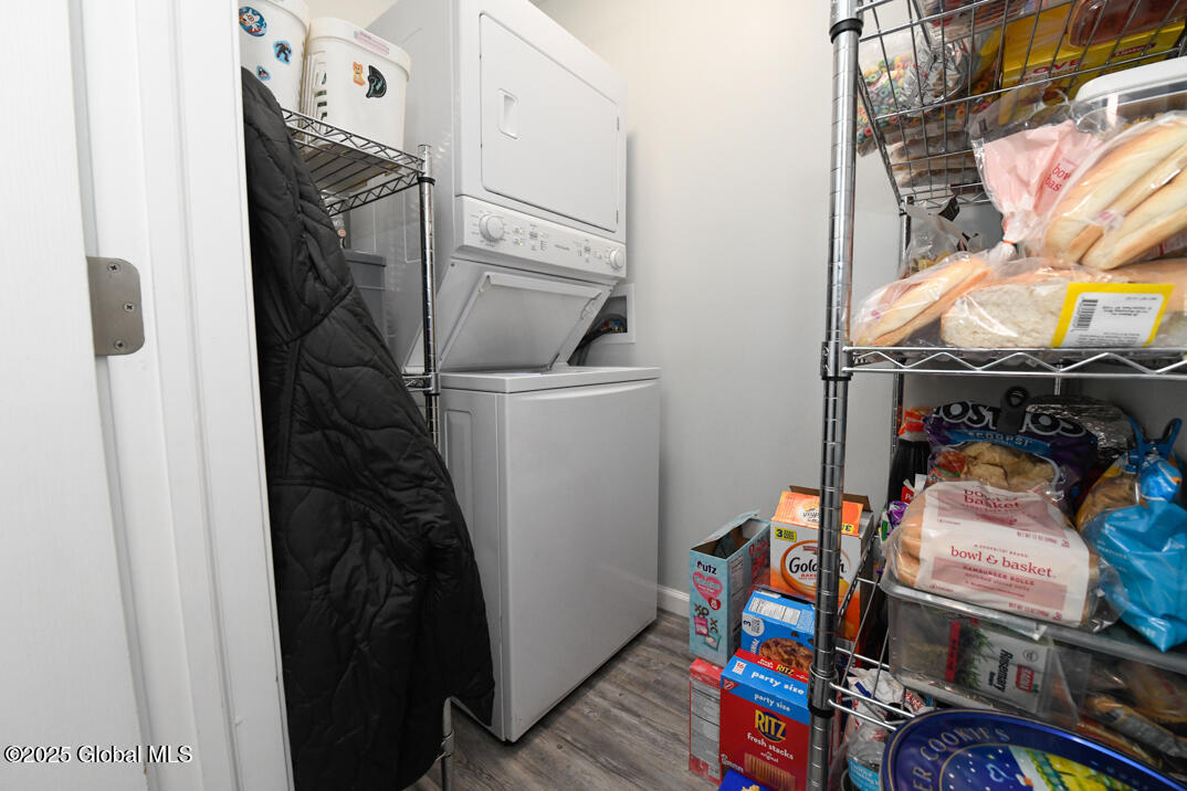 3399 Carman Road Schenectady, NY 12303 - Photo 6 of 22 A Laundry
