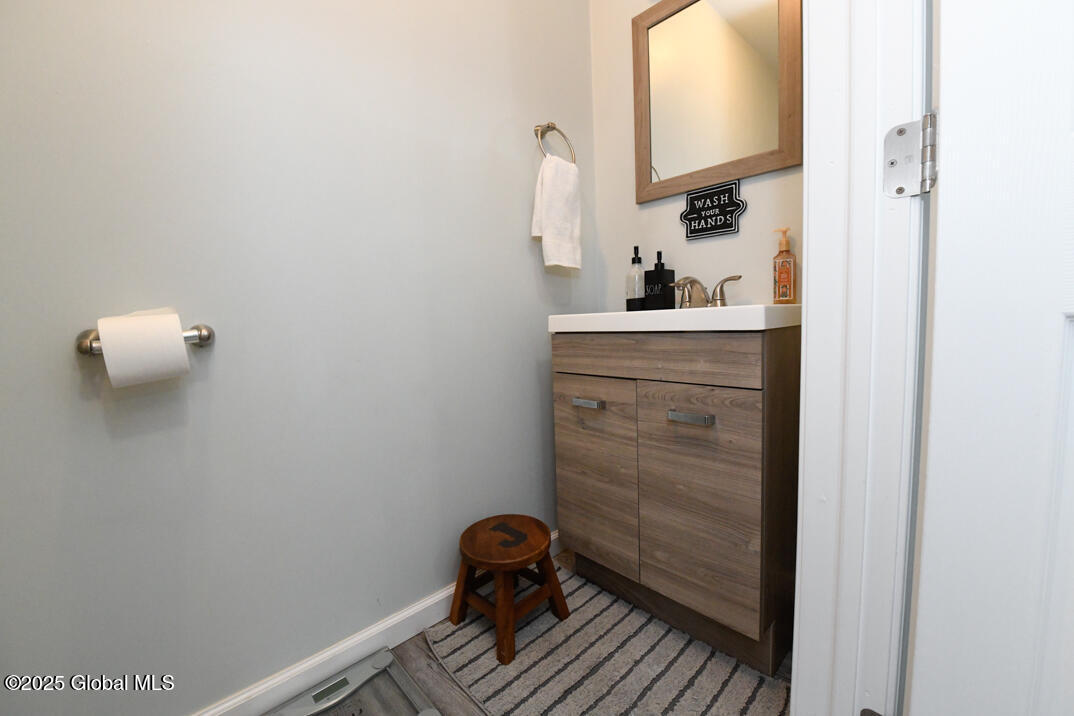 3399 Carman Road Schenectady, NY 12303 - Photo 7 of 22 A Half Bath
