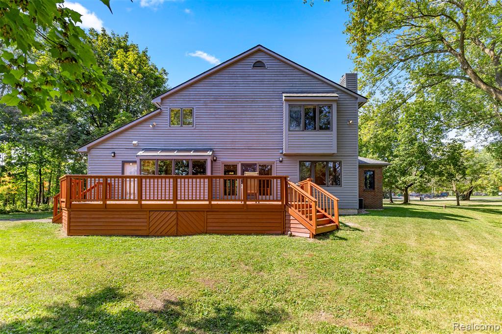18990 Beck Road Northville, MI 48168 - Photo 43 of 60