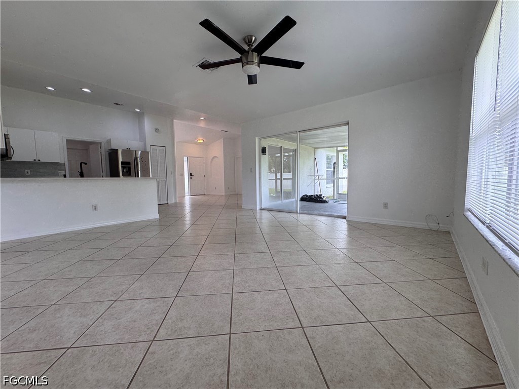 15627 Spring Line Lane Fort Myers, FL 33905 - Photo 10 of 29