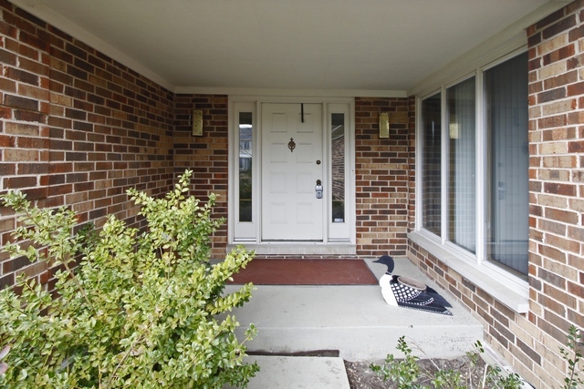 3338 Elmdale Road Glenview, IL 60025 - Photo 2 of 20 Gallery Image 2