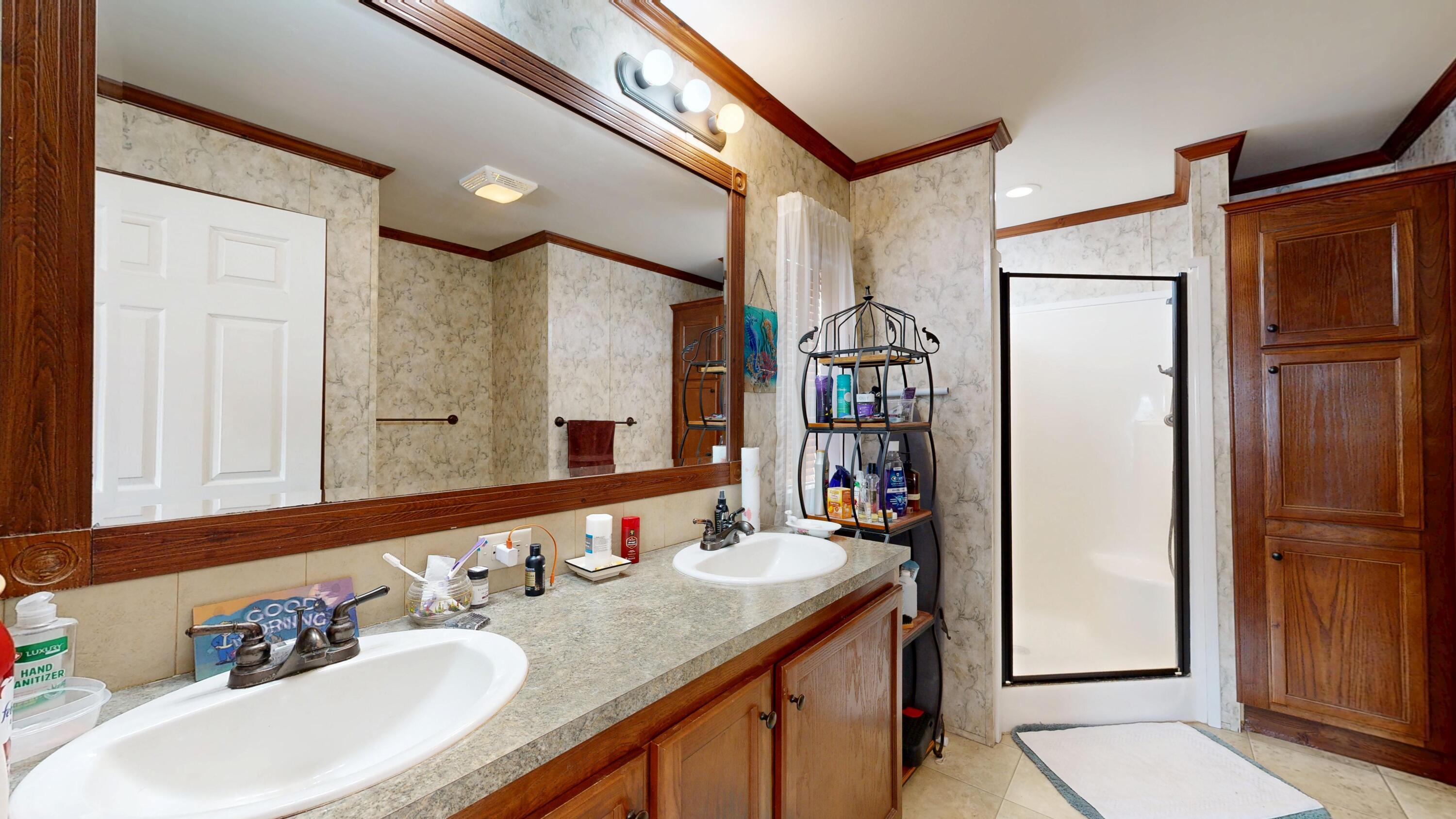 8 Sheldon Place Lewiston, ME 04240 - Photo 18 of 32 Bathroom