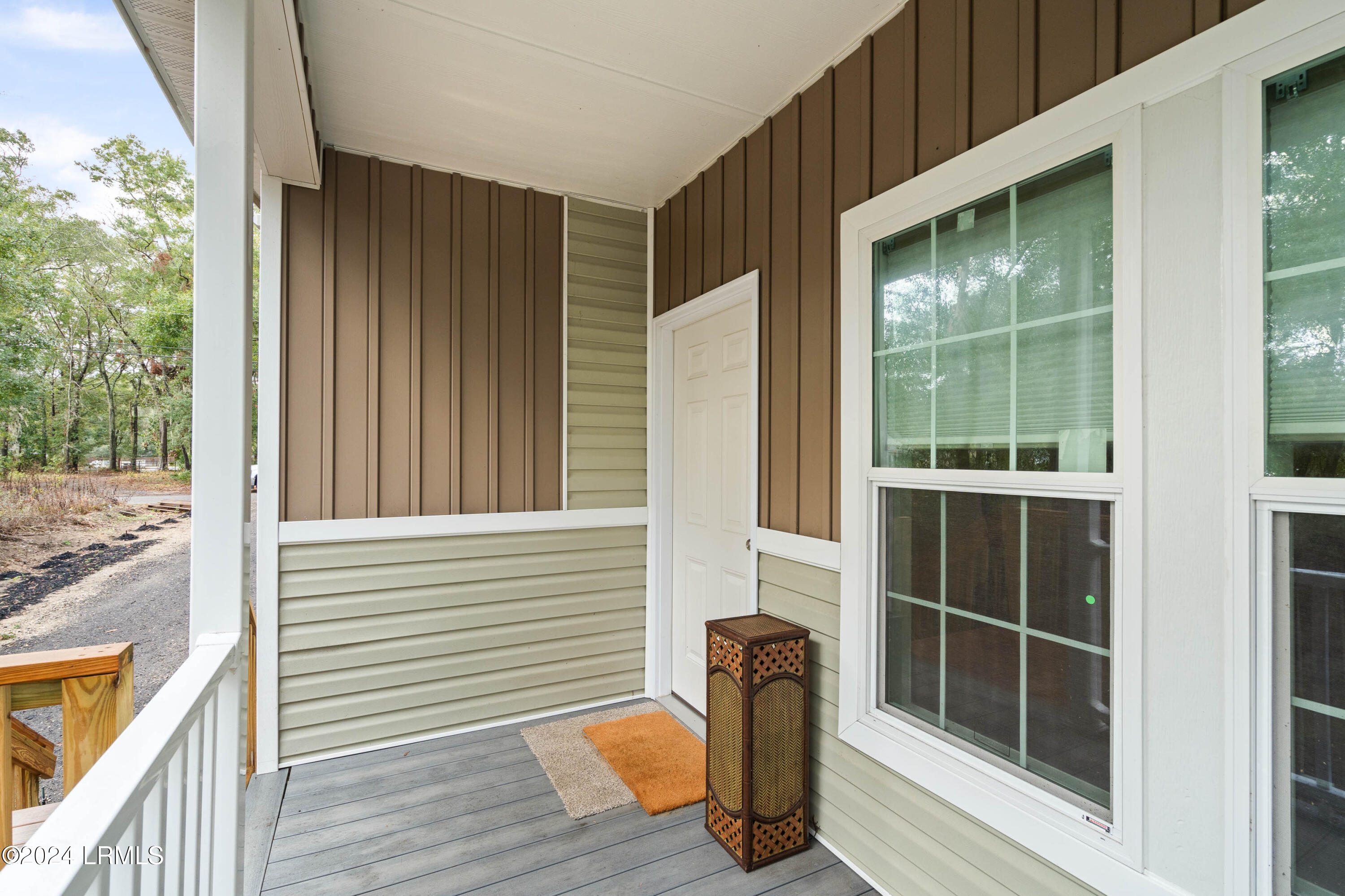 18 Blythewood Road Beaufort, SC 29907 - Photo 5 of 31 18 Blythewood-9