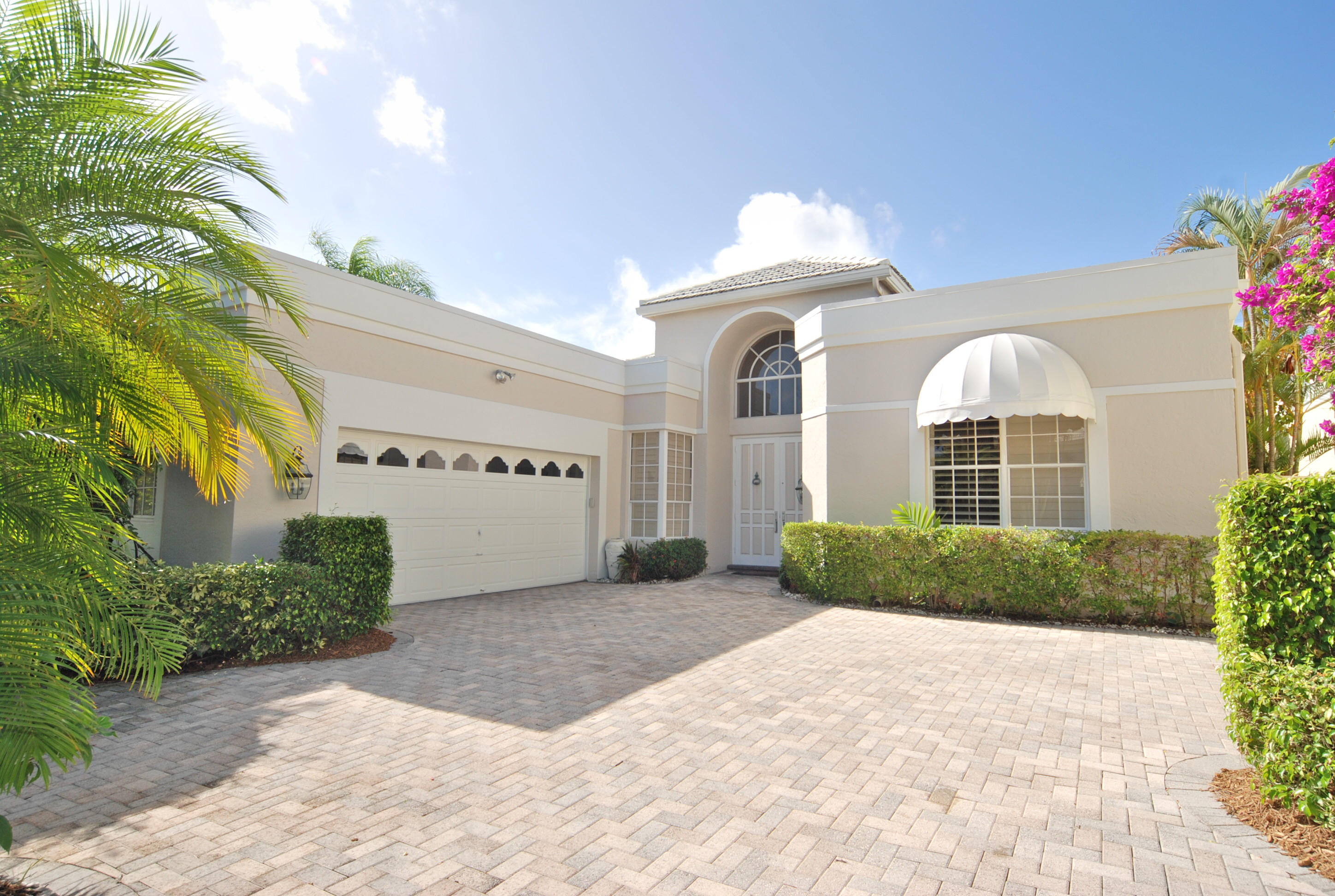 5310 Ascot Bend Boca Raton, FL 33496 - Photo 1 of 22 frt