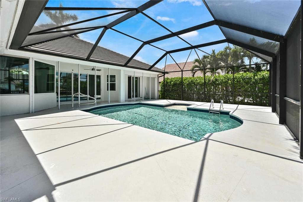 4231 Crayton Road Naples, FL 34103 - Photo 38 of 46