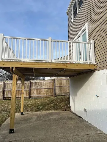 $299,900 | 4 Lou Ann Lane, Delmont, PA 15626