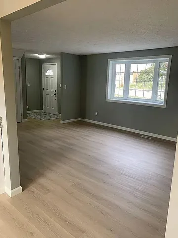 $299,900 | 4 Lou Ann Lane, Delmont, PA 15626