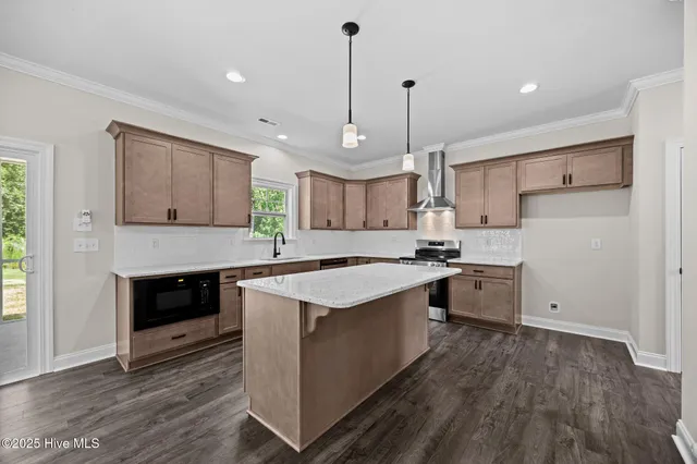 $399,200 | 815 Lawson Court, Greenville, NC 27858