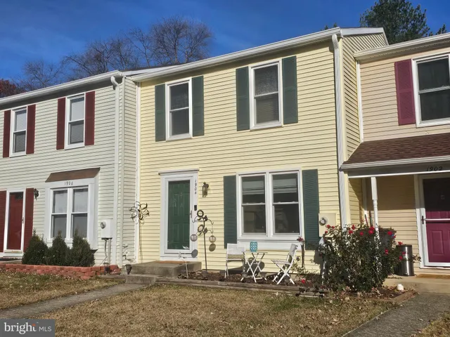 $440,000 | 1904 Pohick Creek Court, Woodbridge, VA 22192