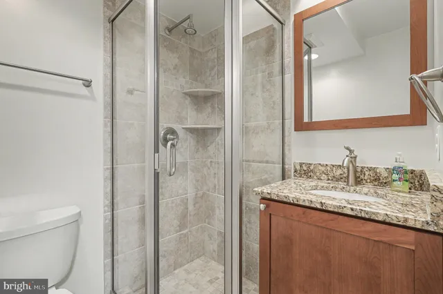 $440,000 | 1904 Pohick Creek Court, Woodbridge, VA 22192