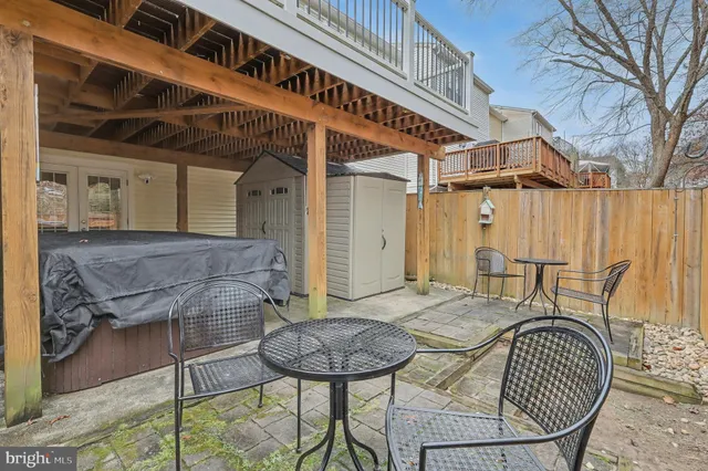 $440,000 | 1904 Pohick Creek Court, Woodbridge, VA 22192