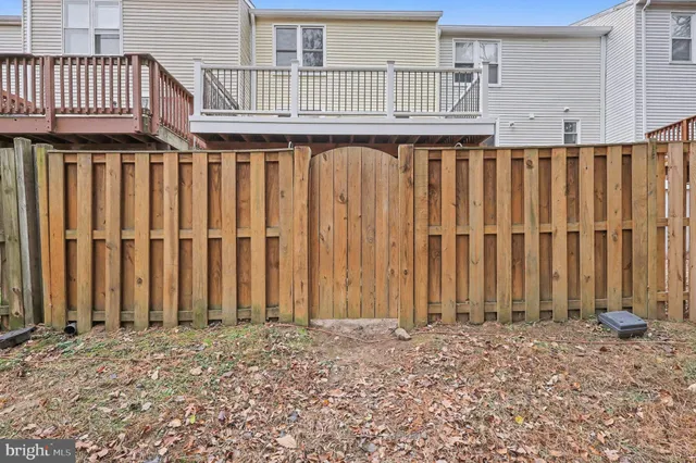 $440,000 | 1904 Pohick Creek Court, Woodbridge, VA 22192