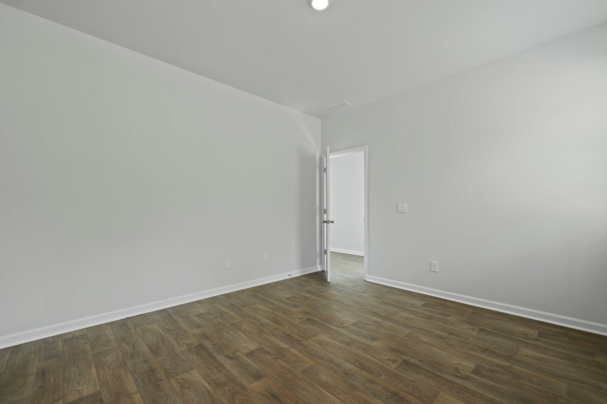 6030 Grangestone Lane Ravenel, SC 29470 - Photo 18 of 26 25-web-or-mls-550A0841