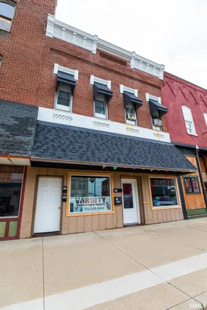 $185,000 | 115 North Michigan Street, Argos, IN 46501