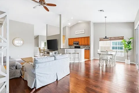 $3,150 | 5615 Sherborn Drive, Unit 201, Naples, FL 34110