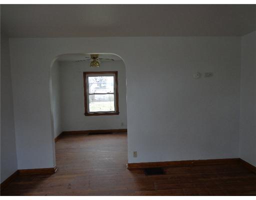 1819 Mound Street Springfield, OH 45505 - Photo 5 of 9