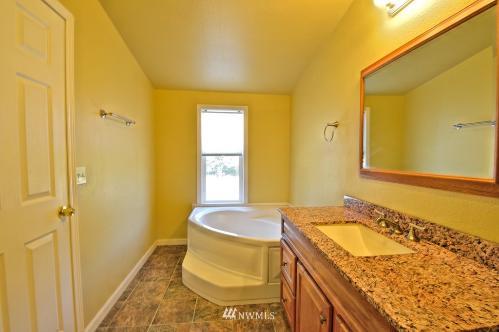 685 King Road Winlock, WA 98596 - Photo 14 of 15