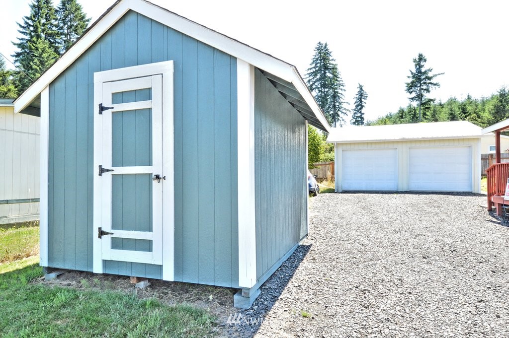 685 King Road Winlock, WA 98596 - Photo 3 of 15