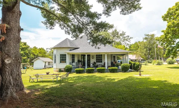 $249,900 | 401 West Gibbs Street, Salem, MO 65560