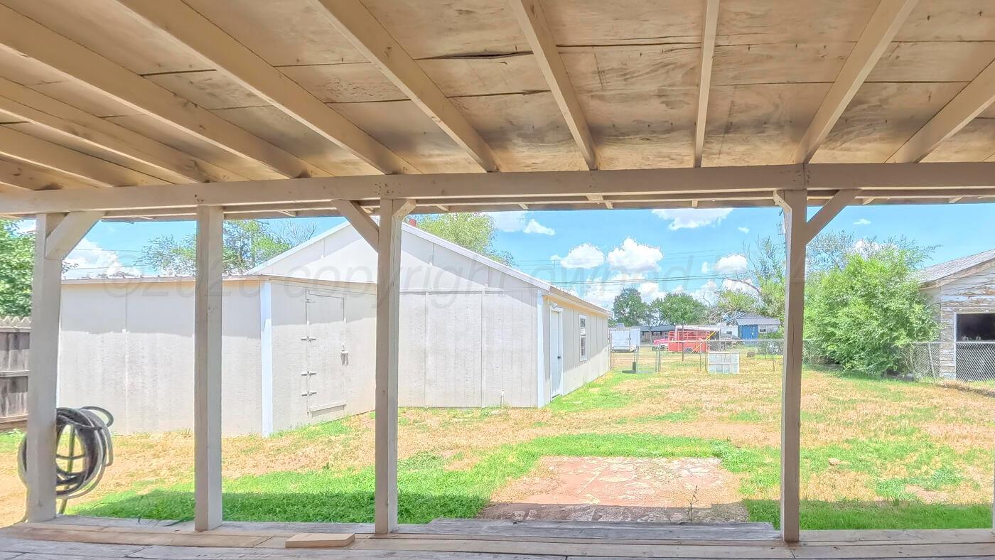 903 South Ridgeland Avenue Fritch, TX 79036 - Photo 16 of 18 img (16 of 18)