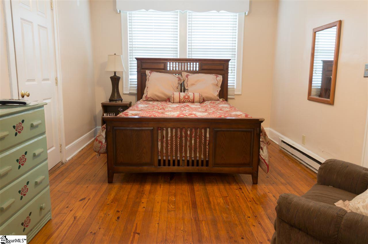 3203 Old Buncombe Road Greenville, SC 29609 - Photo 17 of 20 Gallery Image 17