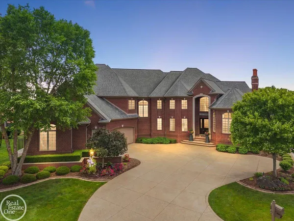 $2,250,000 | 49515 Regatta Street, New Baltimore, MI 48047