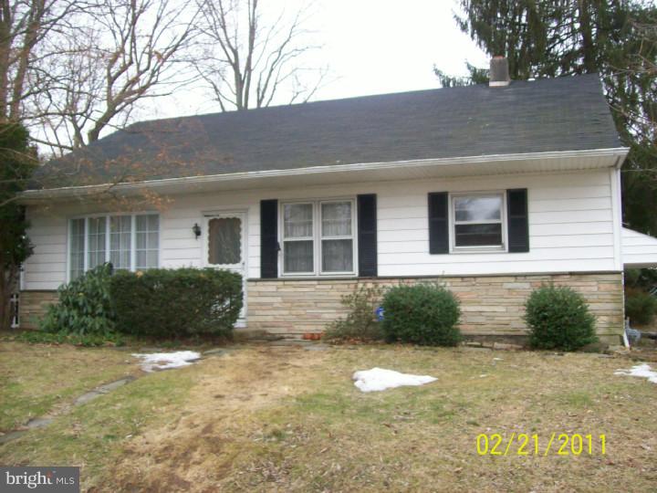 127 Madison Road Willow Grove, PA 19090 - Photo 1 of 13 Gallery Image 1